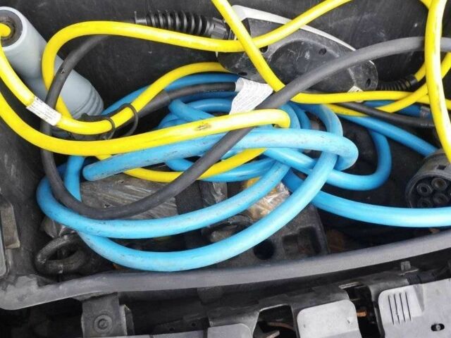 БМВ И3 2015 в Киеве на Automoto.ua Черный БМВ И3, объемом двигателя 0 л и пробегом 146 тыс. км за 7600 $, фото 6 на Automoto.ua