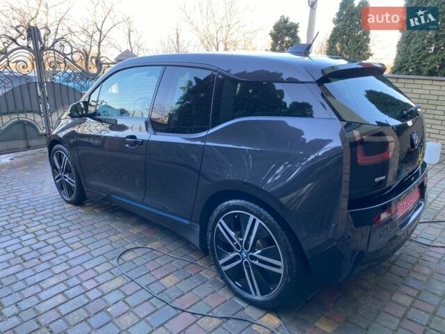 Чорний БМВ І3, об'ємом двигуна 0 л та пробігом 122 тис. км за 9799 $, фото 2 на Automoto.ua