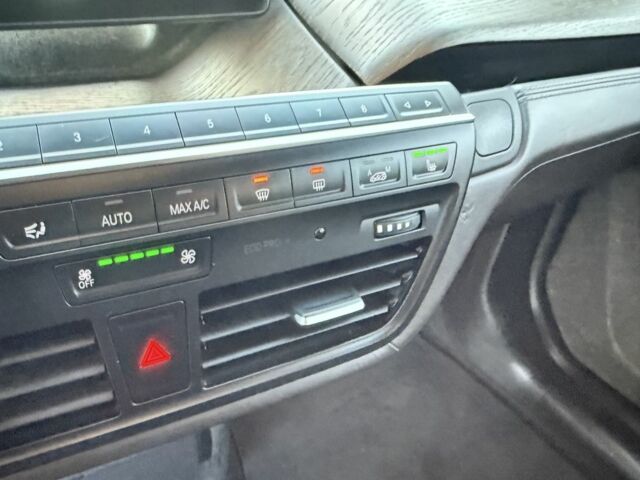 Черный БМВ И3, объемом двигателя 0 л и пробегом 155 тыс. км за 11700 $, фото 12 на Automoto.ua