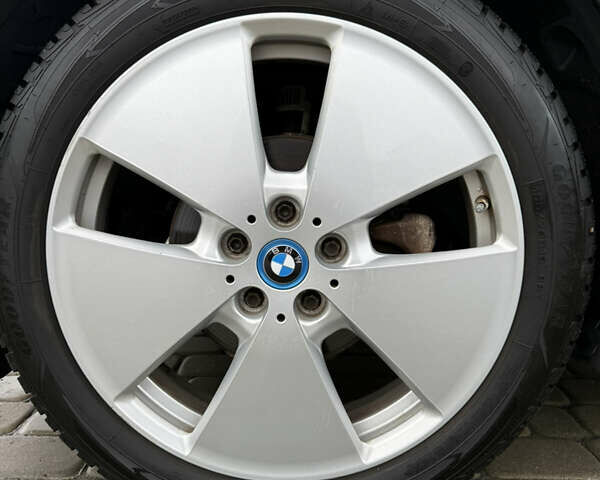 Чорний БМВ І3, об'ємом двигуна 0 л та пробігом 171 тис. км за 10900 $, фото 8 на Automoto.ua