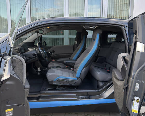 Черный БМВ И3, объемом двигателя 0.7 л и пробегом 90 тыс. км за 15500 $, фото 4 на Automoto.ua