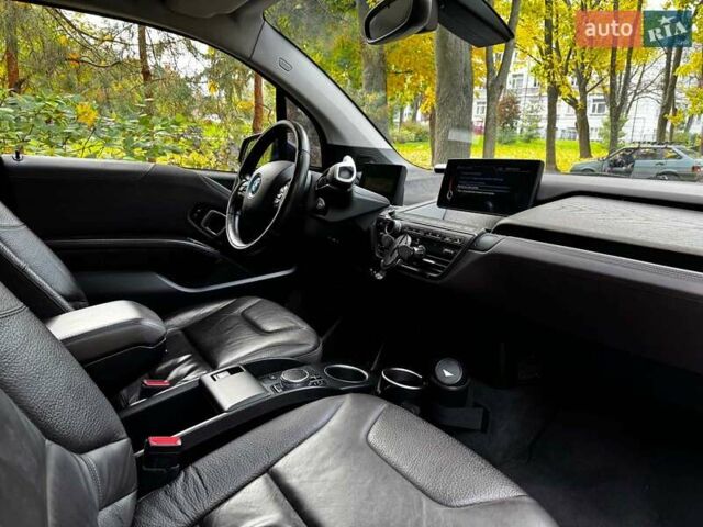 БМВ І3 2016 у Києві на Automoto.ua Чорний БМВ І3, об'ємом двигуна 0 л та пробігом 130 тис. км за 13590 $, фото 25 на Automoto.ua