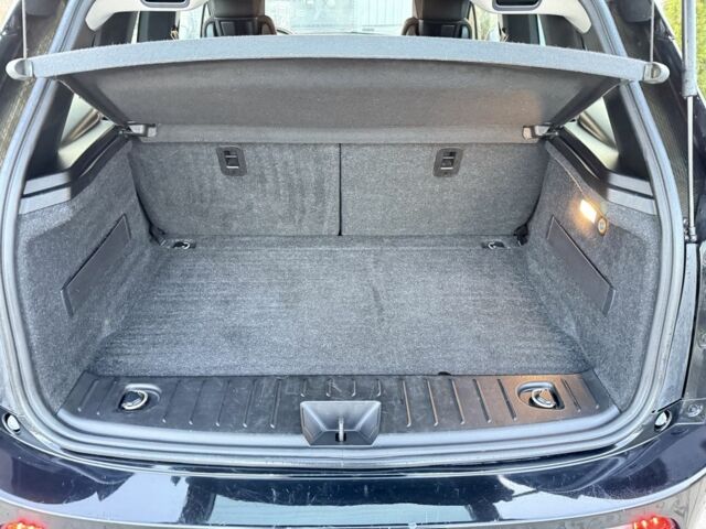 Черный БМВ И3, объемом двигателя 0 л и пробегом 155 тыс. км за 11700 $, фото 9 на Automoto.ua