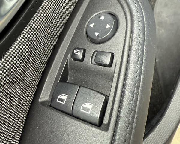 Чорний БМВ І3, об'ємом двигуна 0 л та пробігом 171 тис. км за 10900 $, фото 19 на Automoto.ua