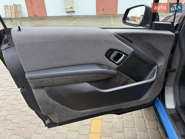 Чорний БМВ І3, об'ємом двигуна 0 л та пробігом 171 тис. км за 10900 $, фото 18 на Automoto.ua