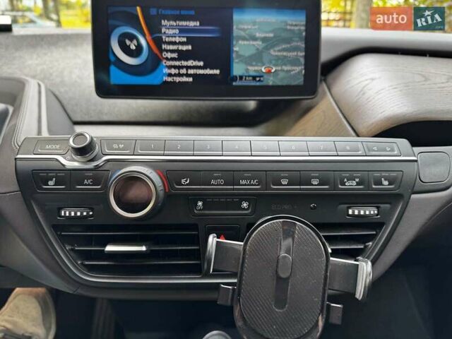 БМВ І3 2016 у Києві на Automoto.ua Чорний БМВ І3, об'ємом двигуна 0 л та пробігом 130 тис. км за 13590 $, фото 15 на Automoto.ua