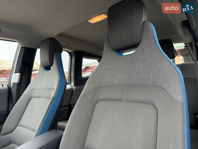 Чорний БМВ І3, об'ємом двигуна 0 л та пробігом 171 тис. км за 10900 $, фото 17 на Automoto.ua