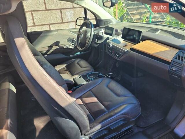 Черный БМВ И3, объемом двигателя 0.7 л и пробегом 116 тыс. км за 17500 $, фото 3 на Automoto.ua