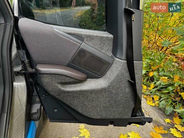 БМВ І3 2016 у Києві на Automoto.ua Чорний БМВ І3, об'ємом двигуна 0 л та пробігом 130 тис. км за 13590 $, фото 21 на Automoto.ua