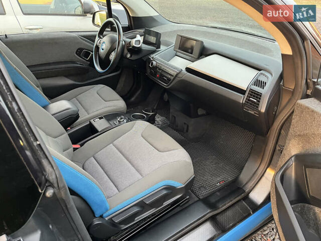 Черный БМВ И3, объемом двигателя 0.65 л и пробегом 677 тыс. км за 11300 $, фото 7 на Automoto.ua