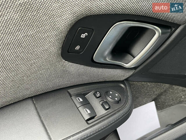 Черный БМВ И3, объемом двигателя 0 л и пробегом 104 тыс. км за 11290 $, фото 27 на Automoto.ua