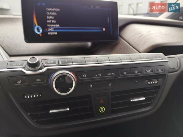 Чорний БМВ І3, об'ємом двигуна 0 л та пробігом 135 тис. км за 14333 $, фото 56 на Automoto.ua