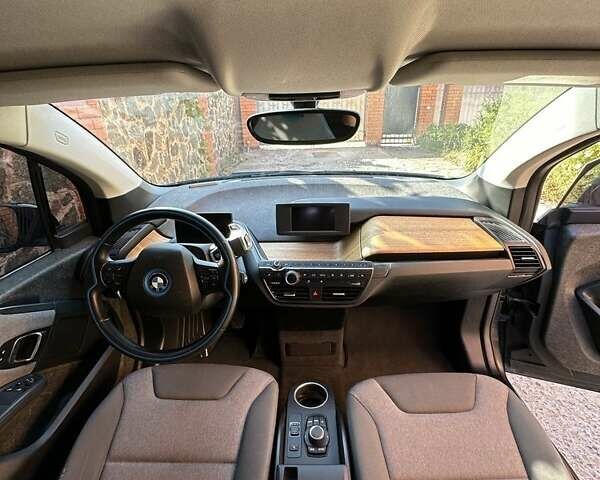 Черный БМВ И3, объемом двигателя 0.6 л и пробегом 137 тыс. км за 17500 $, фото 3 на Automoto.ua