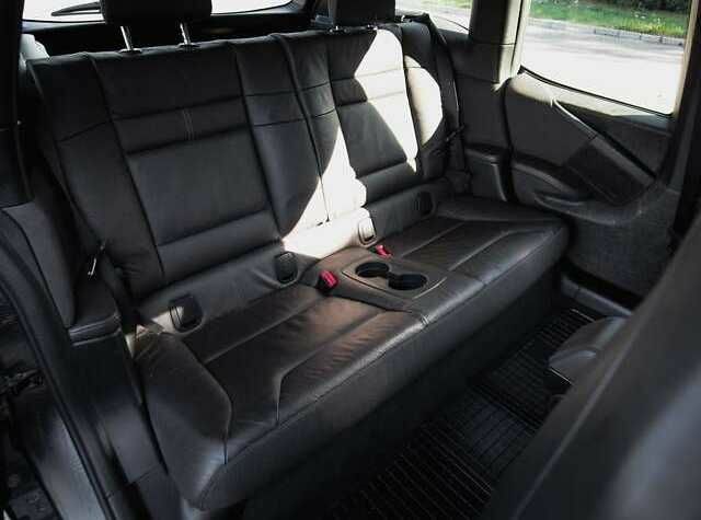 БМВ И3 2017 в Львове на Automoto.ua Черный БМВ И3, объемом двигателя 0 л и пробегом 118 тыс. км за 10600 $, фото 14 на Automoto.ua