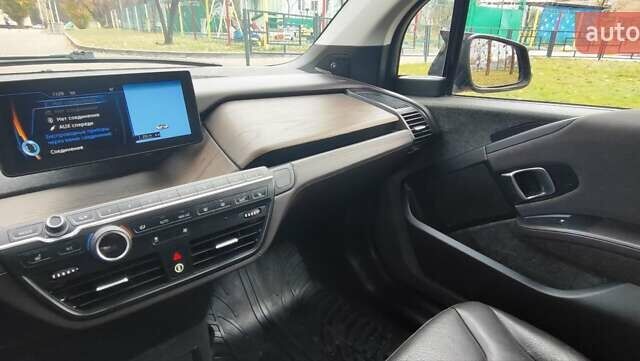 Черный БМВ И3, объемом двигателя 0 л и пробегом 125 тыс. км за 11800 $, фото 21 на Automoto.ua