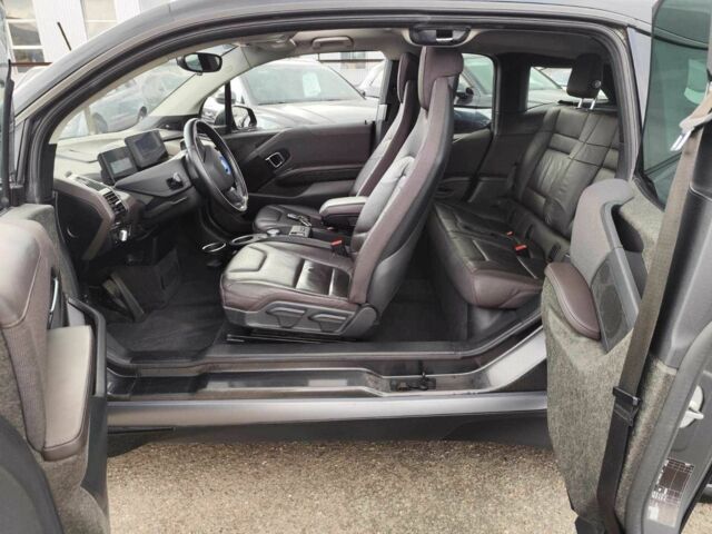 Чорний БМВ І3, об'ємом двигуна 0 л та пробігом 120 тис. км за 13999 $, фото 19 на Automoto.ua