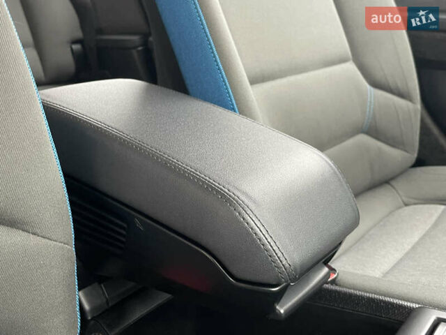 Черный БМВ И3, объемом двигателя 0 л и пробегом 104 тыс. км за 11290 $, фото 40 на Automoto.ua