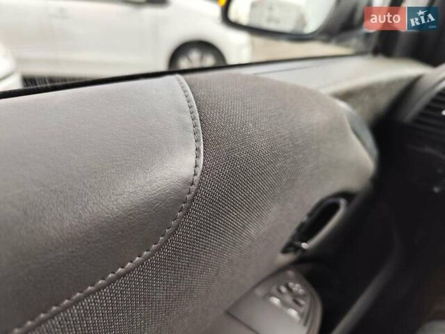 Чорний БМВ І3, об'ємом двигуна 0 л та пробігом 135 тис. км за 14333 $, фото 52 на Automoto.ua