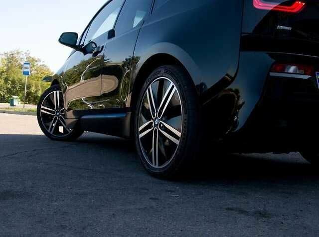 БМВ И3 2017 в Львове на Automoto.ua Черный БМВ И3, объемом двигателя 0 л и пробегом 118 тыс. км за 10600 $, фото 6 на Automoto.ua