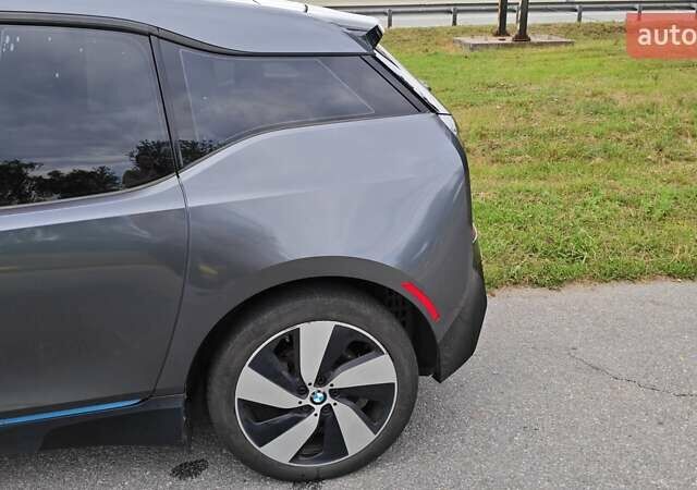 Черный БМВ И3, объемом двигателя 0.65 л и пробегом 135 тыс. км за 15600 $, фото 5 на Automoto.ua