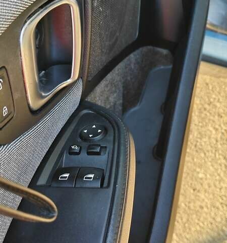 Черный БМВ И3, объемом двигателя 0.65 л и пробегом 135 тыс. км за 15600 $, фото 11 на Automoto.ua