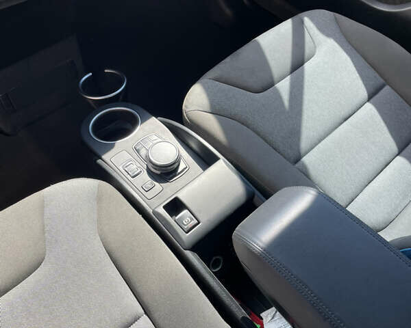 Черный БМВ И3, объемом двигателя 0 л и пробегом 106 тыс. км за 12200 $, фото 16 на Automoto.ua