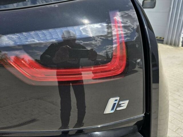 Черный БМВ И3, объемом двигателя 0 л и пробегом 64 тыс. км за 11600 $, фото 4 на Automoto.ua