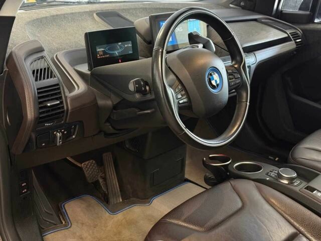 Черный БМВ И3, объемом двигателя 0 л и пробегом 50 тыс. км за 10128 $, фото 10 на Automoto.ua