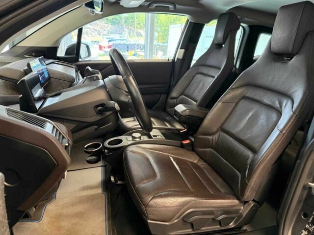 Чорний БМВ І3, об'ємом двигуна 0 л та пробігом 50 тис. км за 10266 $, фото 17 на Automoto.ua