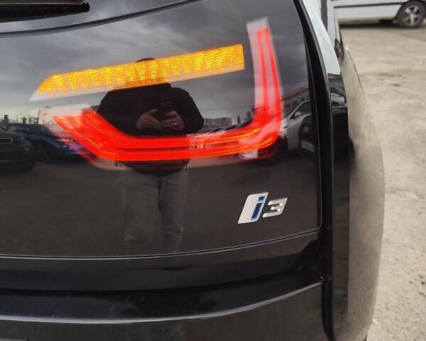 Чорний БМВ І3, об'ємом двигуна 0 л та пробігом 135 тис. км за 14333 $, фото 17 на Automoto.ua