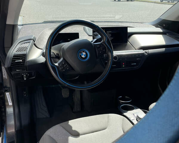 Черный БМВ И3, объемом двигателя 0 л и пробегом 106 тыс. км за 12200 $, фото 13 на Automoto.ua