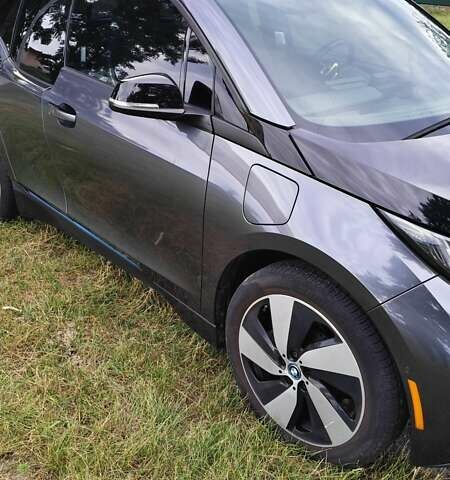 Черный БМВ И3, объемом двигателя 0.65 л и пробегом 135 тыс. км за 15600 $, фото 2 на Automoto.ua