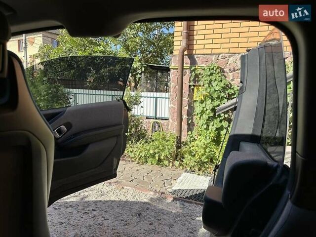 Черный БМВ И3, объемом двигателя 0.6 л и пробегом 137 тыс. км за 17500 $, фото 2 на Automoto.ua