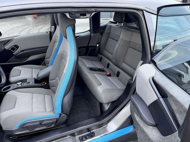 Черный БМВ И3, объемом двигателя 0 л и пробегом 72 тыс. км за 12200 $, фото 12 на Automoto.ua