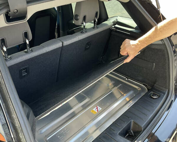 Черный БМВ И3, объемом двигателя 0 л и пробегом 106 тыс. км за 12200 $, фото 22 на Automoto.ua