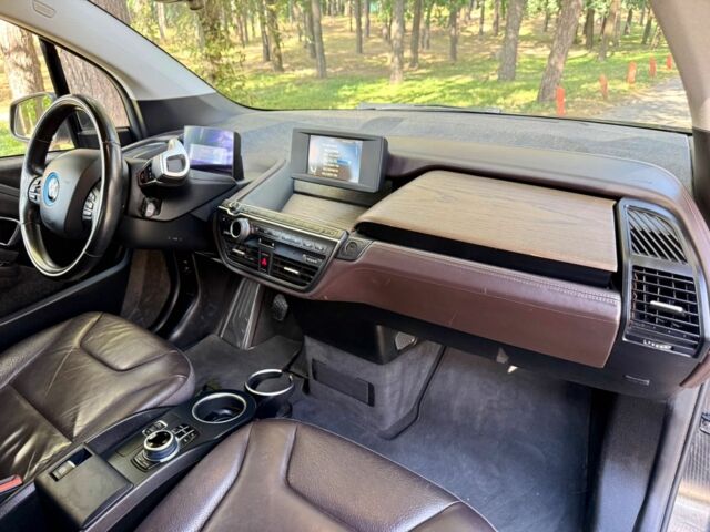 Чорний БМВ І3, об'ємом двигуна 0 л та пробігом 53 тис. км за 13744 $, фото 16 на Automoto.ua