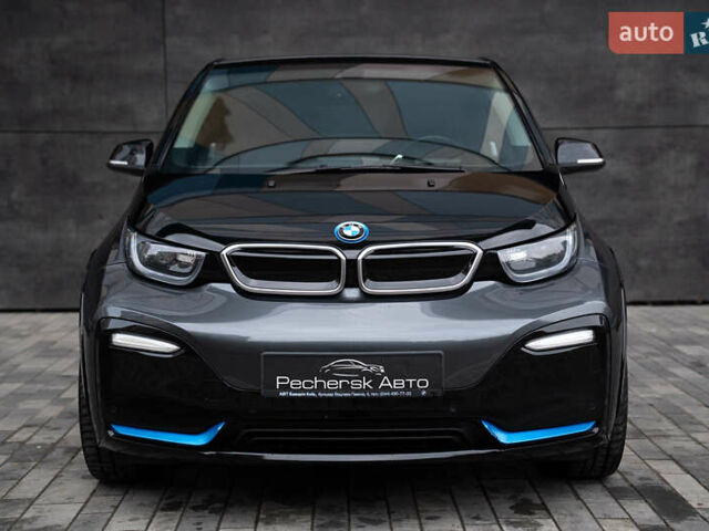 Черный БМВ И3, объемом двигателя 0 л и пробегом 64 тыс. км за 15000 $, фото 1 на Automoto.ua