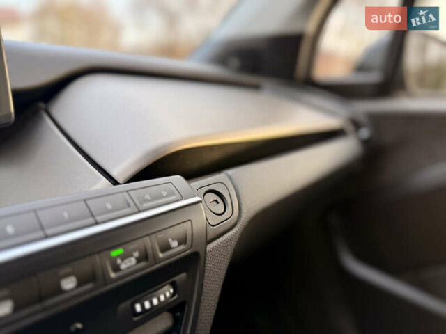 Черный БМВ И3, объемом двигателя 0 л и пробегом 71 тыс. км за 17800 $, фото 27 на Automoto.ua