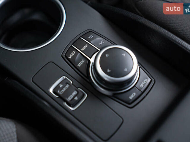 Черный БМВ И3, объемом двигателя 0 л и пробегом 64 тыс. км за 15000 $, фото 19 на Automoto.ua