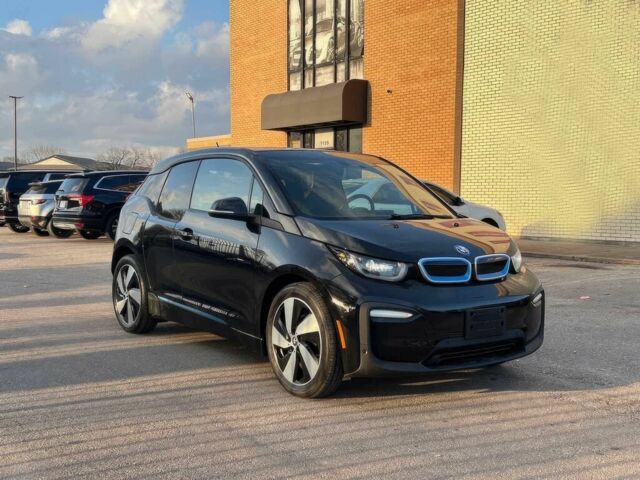 Черный БМВ И3, объемом двигателя 0 л и пробегом 37 тыс. км за 10000 $, фото 2 на Automoto.ua