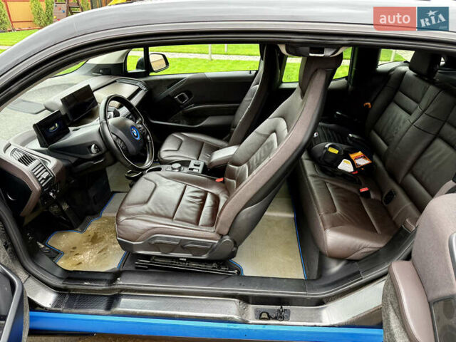 Черный БМВ И3, объемом двигателя 0 л и пробегом 155 тыс. км за 13050 $, фото 12 на Automoto.ua