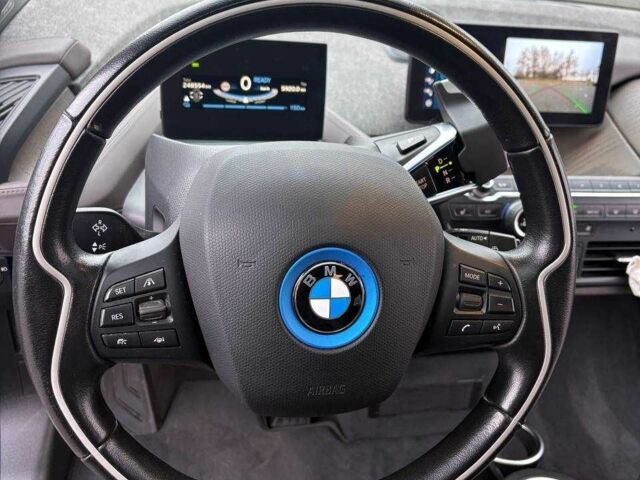 Черный БМВ И3, объемом двигателя 2 л и пробегом 248 тыс. км за 11900 $, фото 9 на Automoto.ua