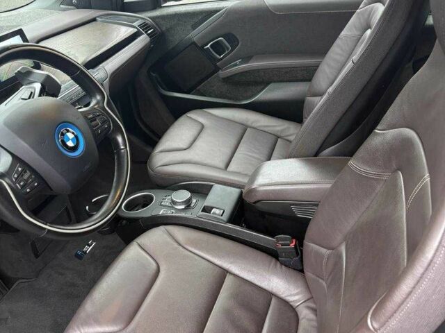 Черный БМВ И3, объемом двигателя 2 л и пробегом 248 тыс. км за 11900 $, фото 6 на Automoto.ua