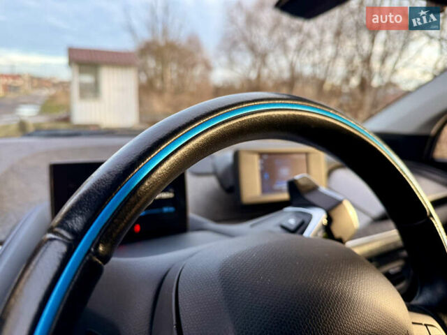 Черный БМВ И3, объемом двигателя 0 л и пробегом 71 тыс. км за 17800 $, фото 26 на Automoto.ua