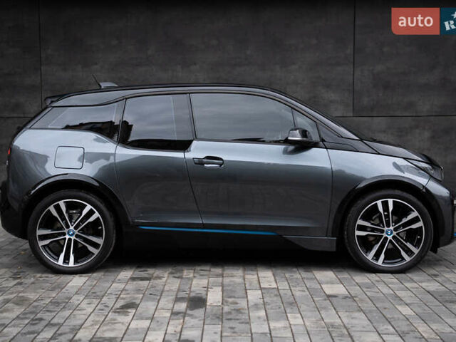 Черный БМВ И3, объемом двигателя 0 л и пробегом 64 тыс. км за 15000 $, фото 5 на Automoto.ua