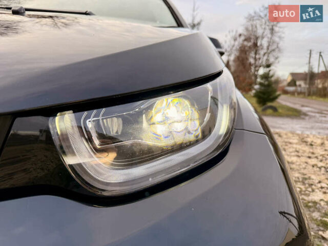 Черный БМВ И3, объемом двигателя 0 л и пробегом 71 тыс. км за 17800 $, фото 10 на Automoto.ua