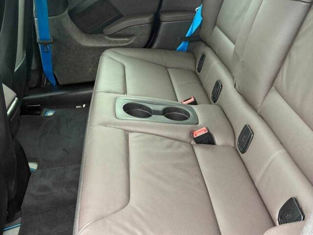 Черный БМВ И3, объемом двигателя 2 л и пробегом 248 тыс. км за 11900 $, фото 11 на Automoto.ua