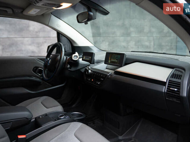 Черный БМВ И3, объемом двигателя 0 л и пробегом 64 тыс. км за 15000 $, фото 23 на Automoto.ua