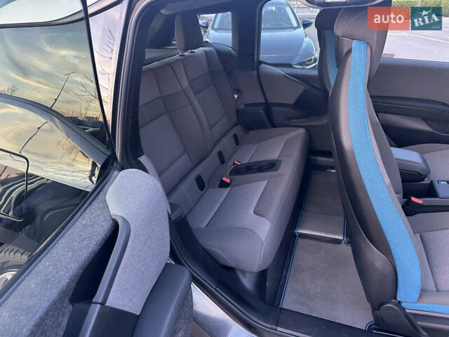Черный БМВ И3, объемом двигателя 0 л и пробегом 64 тыс. км за 14999 $, фото 1 на Automoto.ua