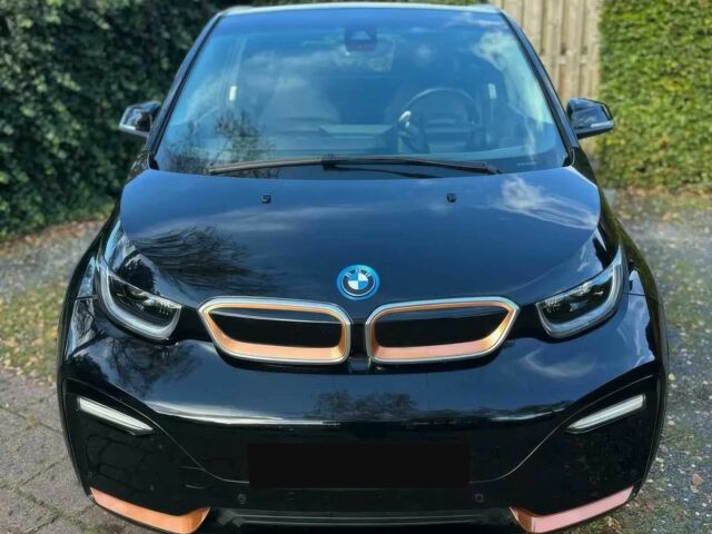 Черный БМВ И3, объемом двигателя 0 л и пробегом 46 тыс. км за 10000 $, фото 1 на Automoto.ua